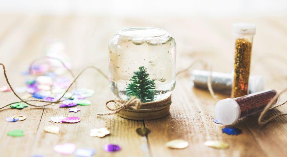 Craft snow globe