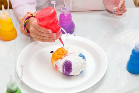child tie-dye workshop 